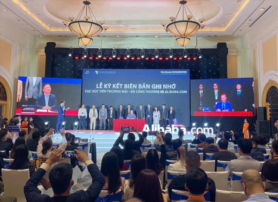 Sàn TMĐT Alibaba.com cam kết hỗ trợ 10.000 doanh nghiệp Việt