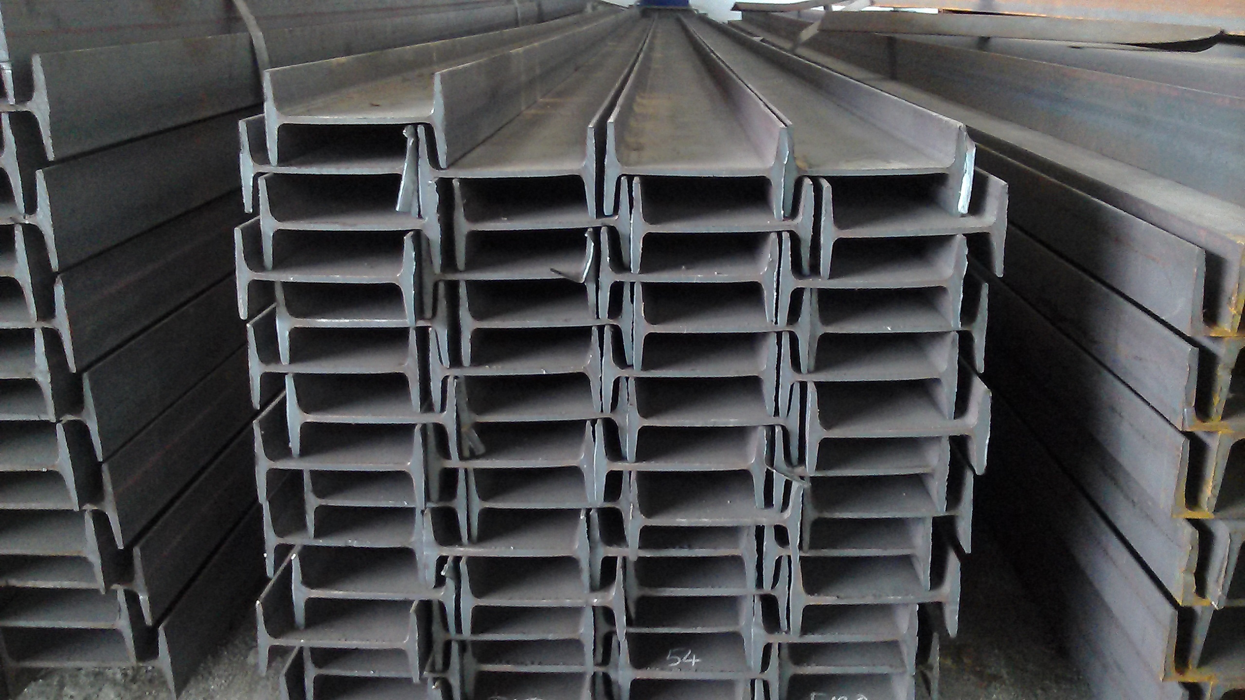 Bộ Công Thương tổ chức phiên tham vấn công khai vụ việc điều tra chống bán phá giá đối với một số sản phẩm thép hình chữ H có xuất xứ Ma-lai-xi-a