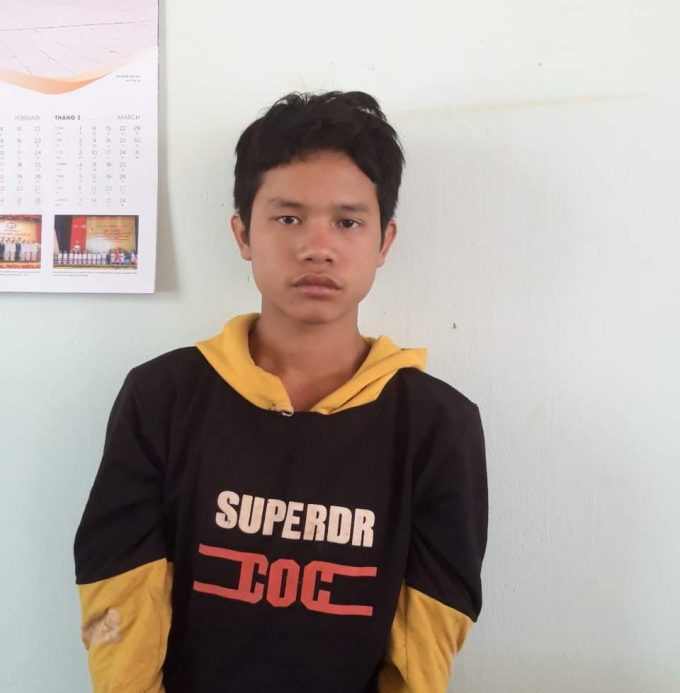 Nhậu say, thiếu niên đâm chết bạn rồi ra công an đầu thú