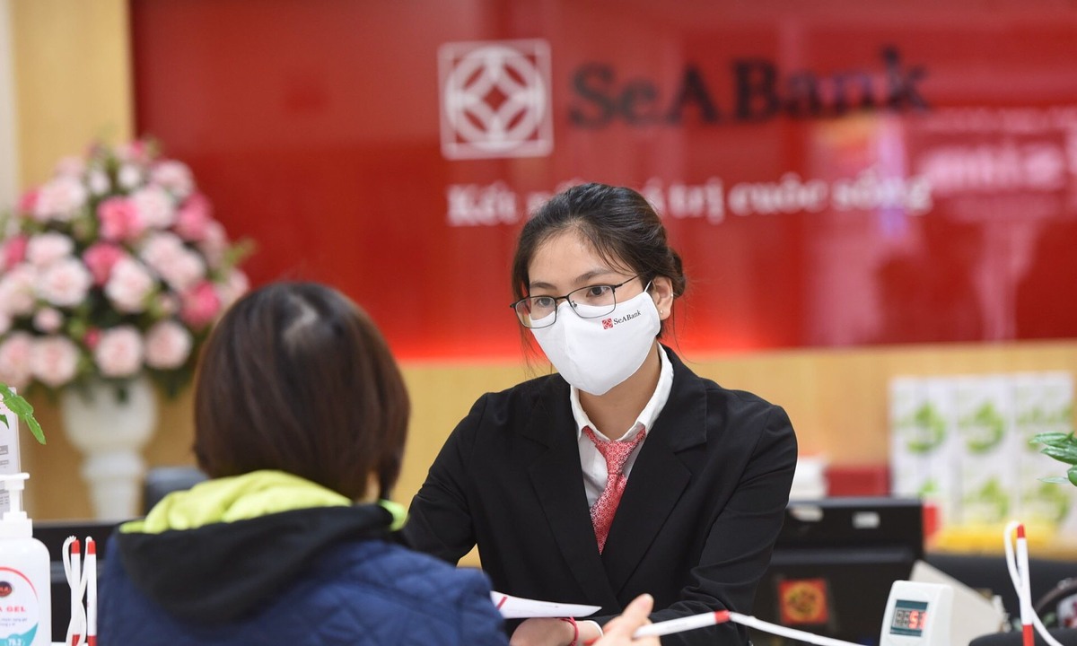 Cổ phiếu SSB của SeABank tăng kịch trần trong sáng chào sàn HOSE