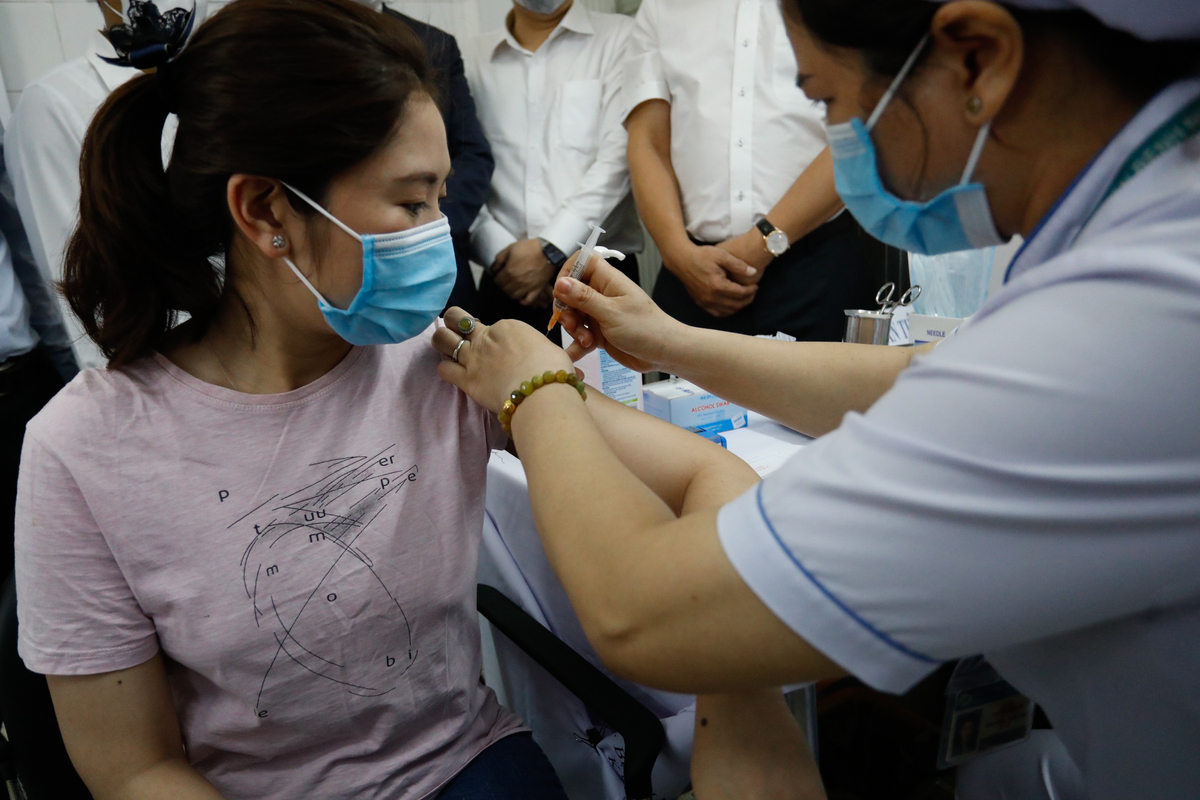 Sáng 303 Việt Nam không thêm ca mắc mới Covid-19, đã có 46.416 người được tiêm vaccine
