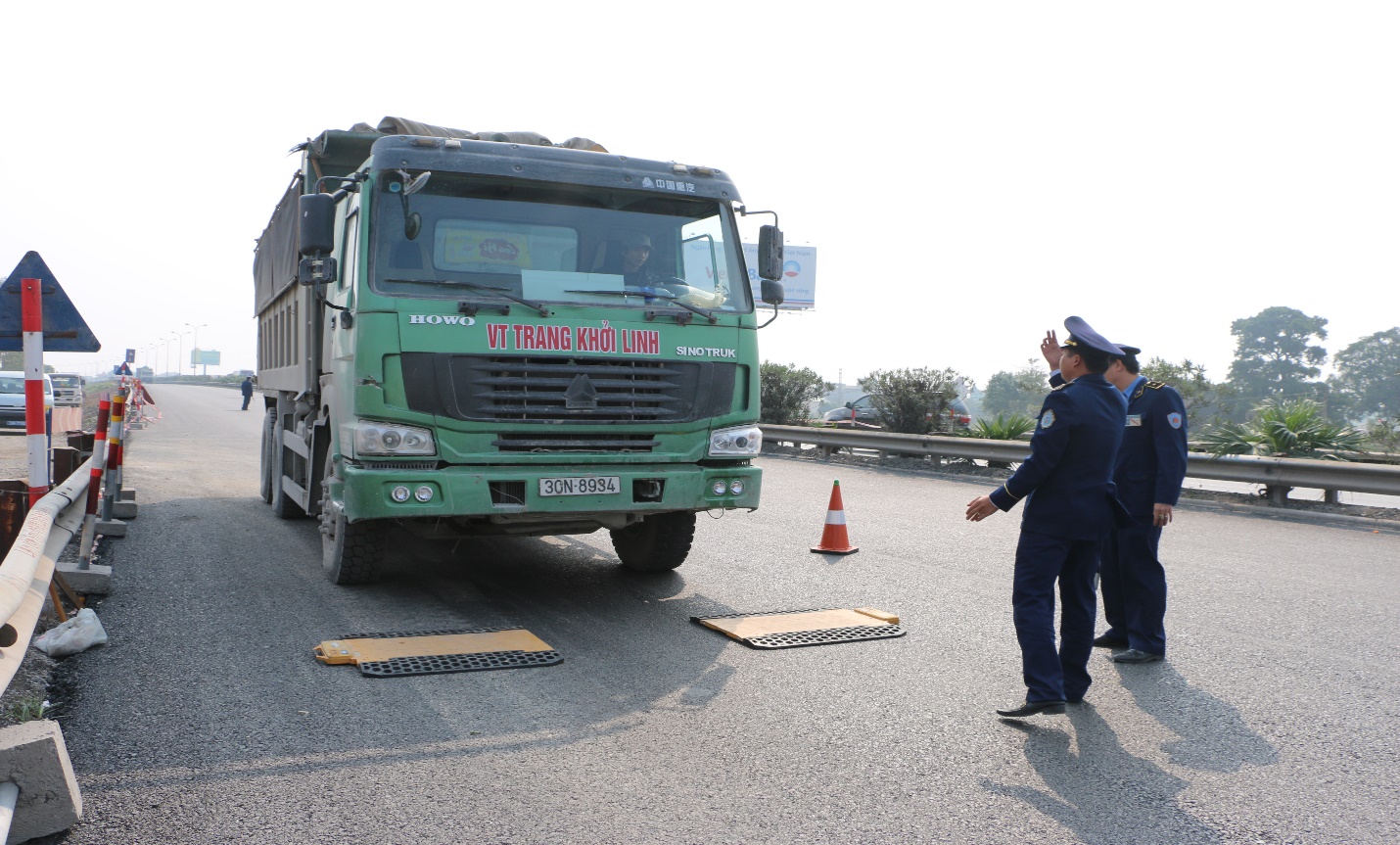 Xe quá tải giảm mạnh trên Quốc lộ 5 nhờ thí điểm cân tự động