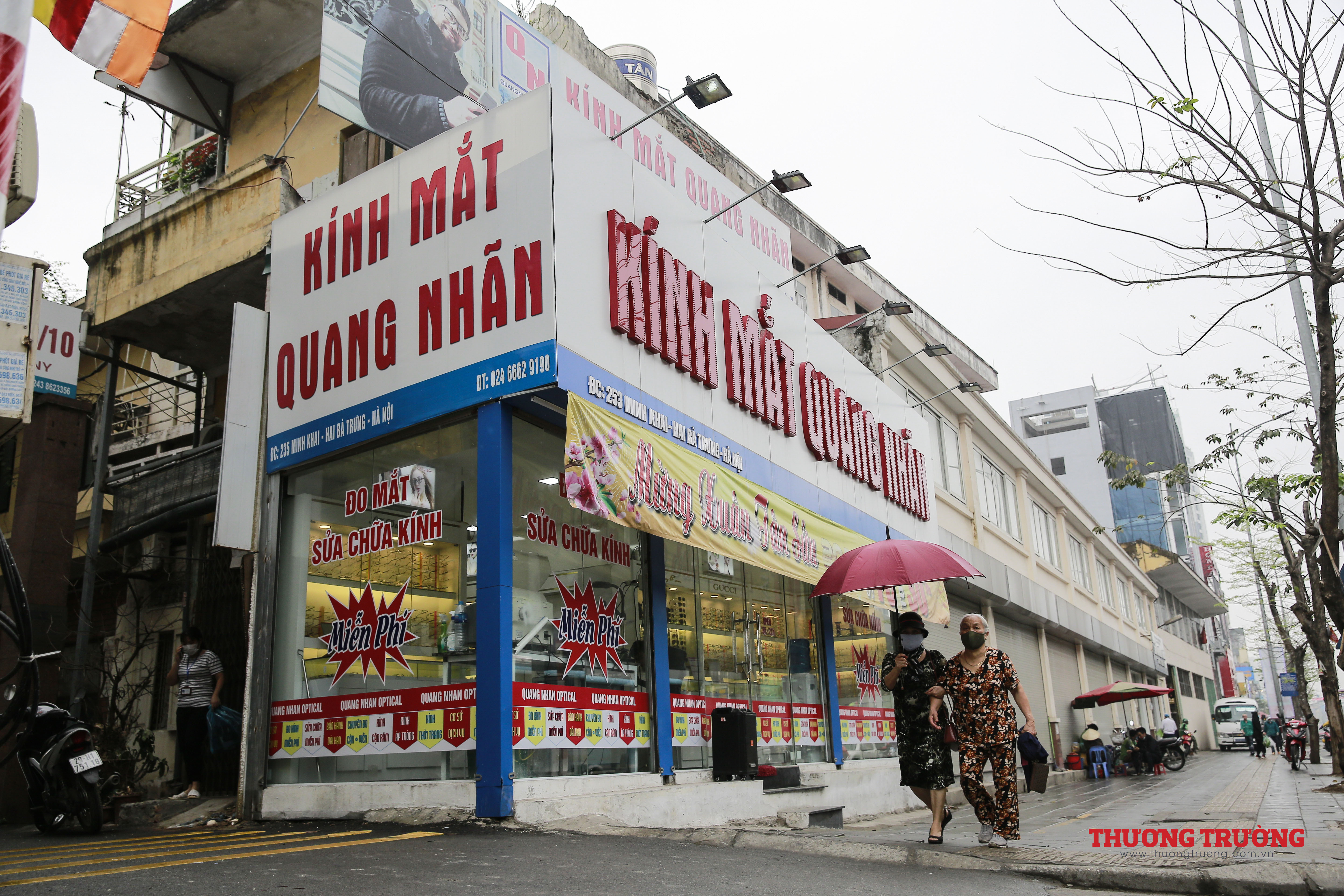 Những căn nhà siêu méo siêu mỏng trên đường Vành đai 2