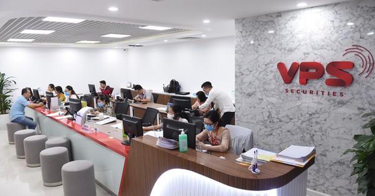 Thị phần môi giới cổ phiếu HOSE quý 12021 VPS đã vươn lên chiếm vị trí số 1