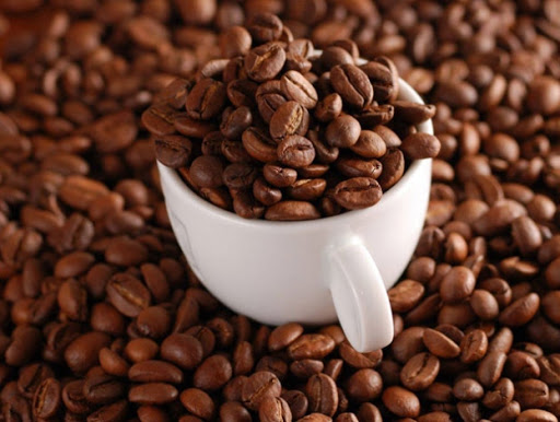 Giá cà phê hôm nay 64 Cà phê tại thị trường nội địa đồng loạt vượt mốc 32 triệu đồngtấn