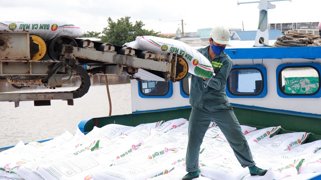 Giải pháp nào bình ổn định phân bón thị trường