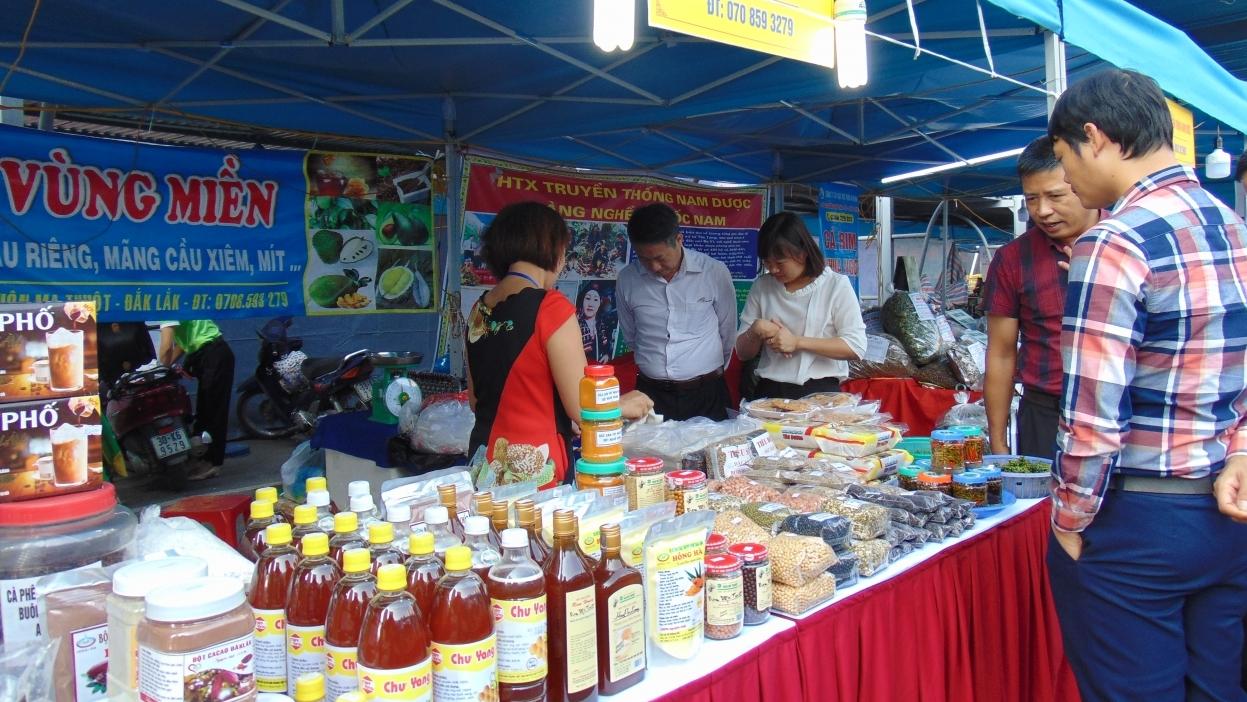 Đẩy mạnh tuyên truyền, tôn vinh hàng Việt Nam chất lượng cao