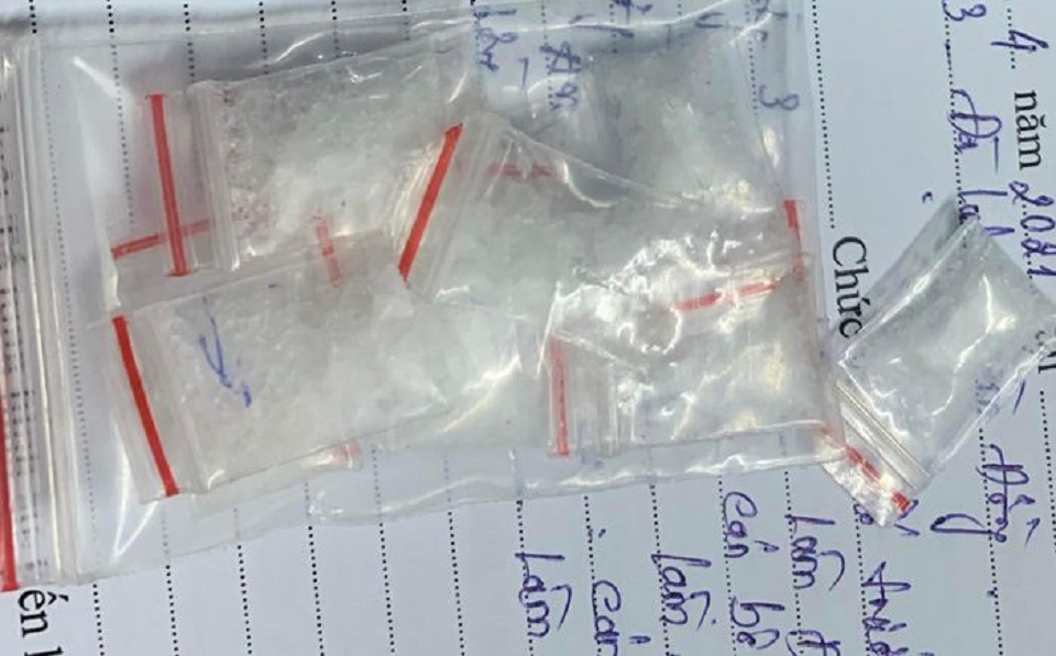 Giả du khách thuê khách sạn để tàng trữ ma túy