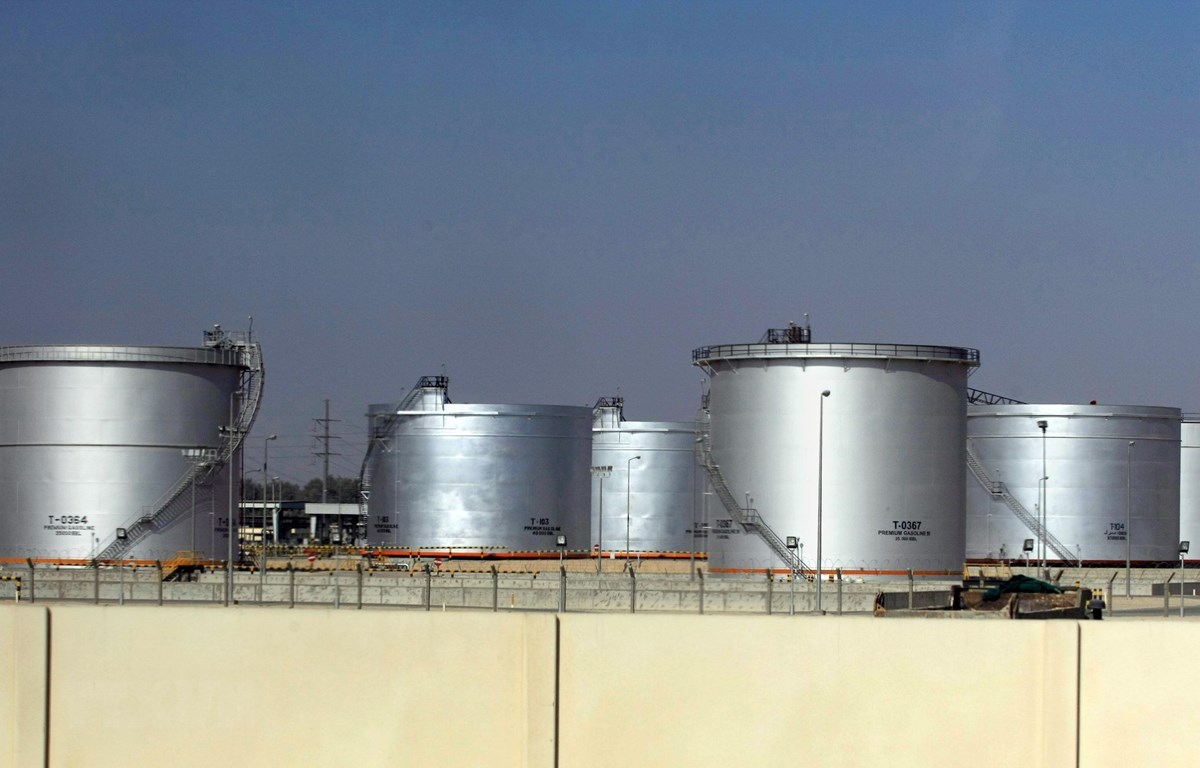 Giá xăng dầu hôm nay 144 Tiếp tục tăng trên thị trường thế giới 