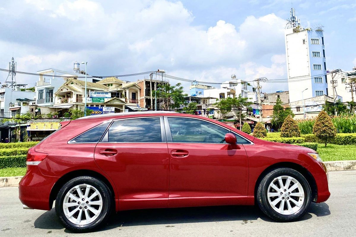 Triệu hồi Toyota Venza khẩn cấp do lỗi túi khí