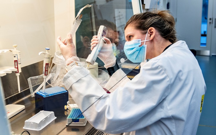 Nga phát hiện hai biến thể hoàn toàn mới của virus SARS-CoV-2