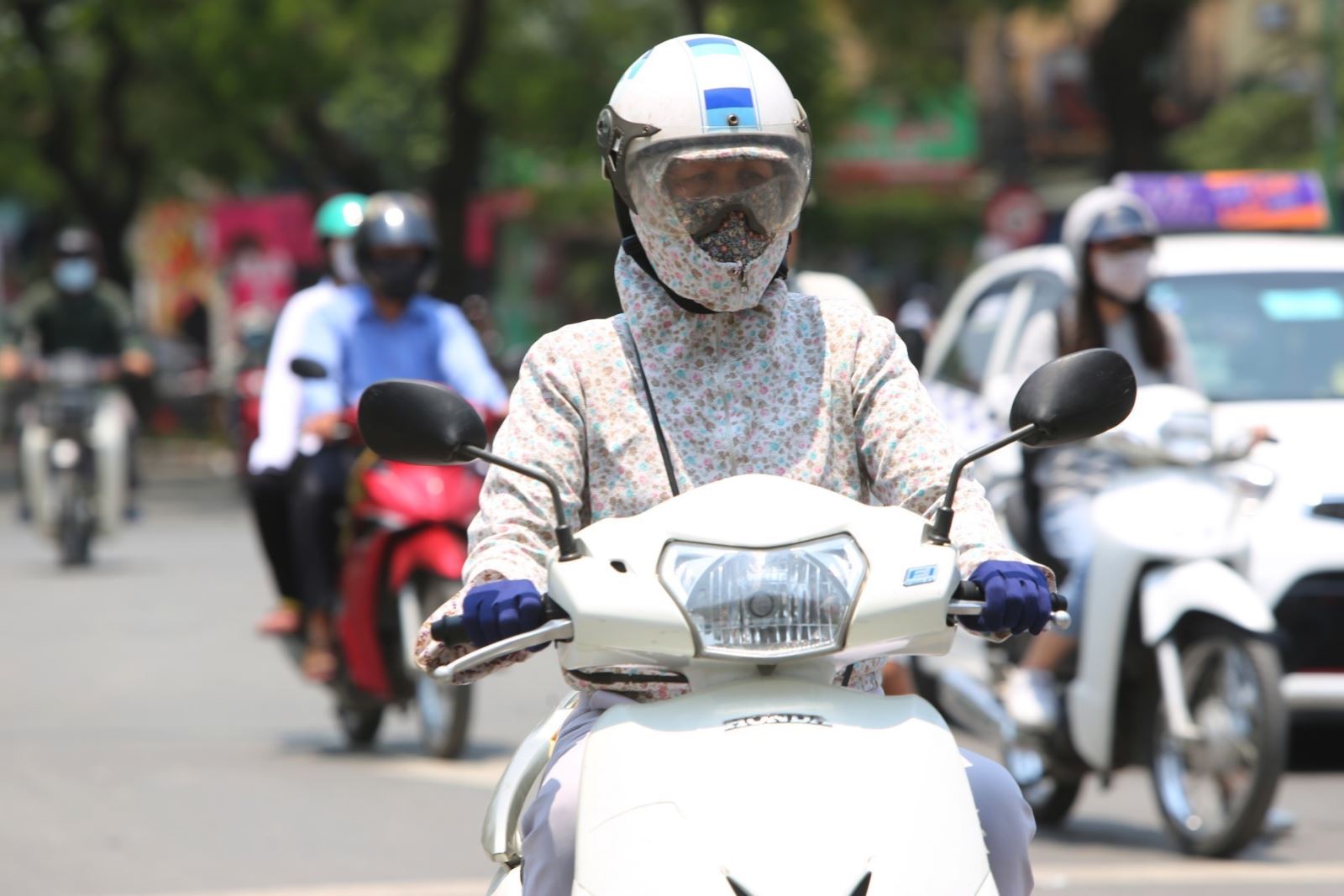 Dự báo thời tiết ngày 234 Miền Bắc và miền Trung nắng nóng gay gắt