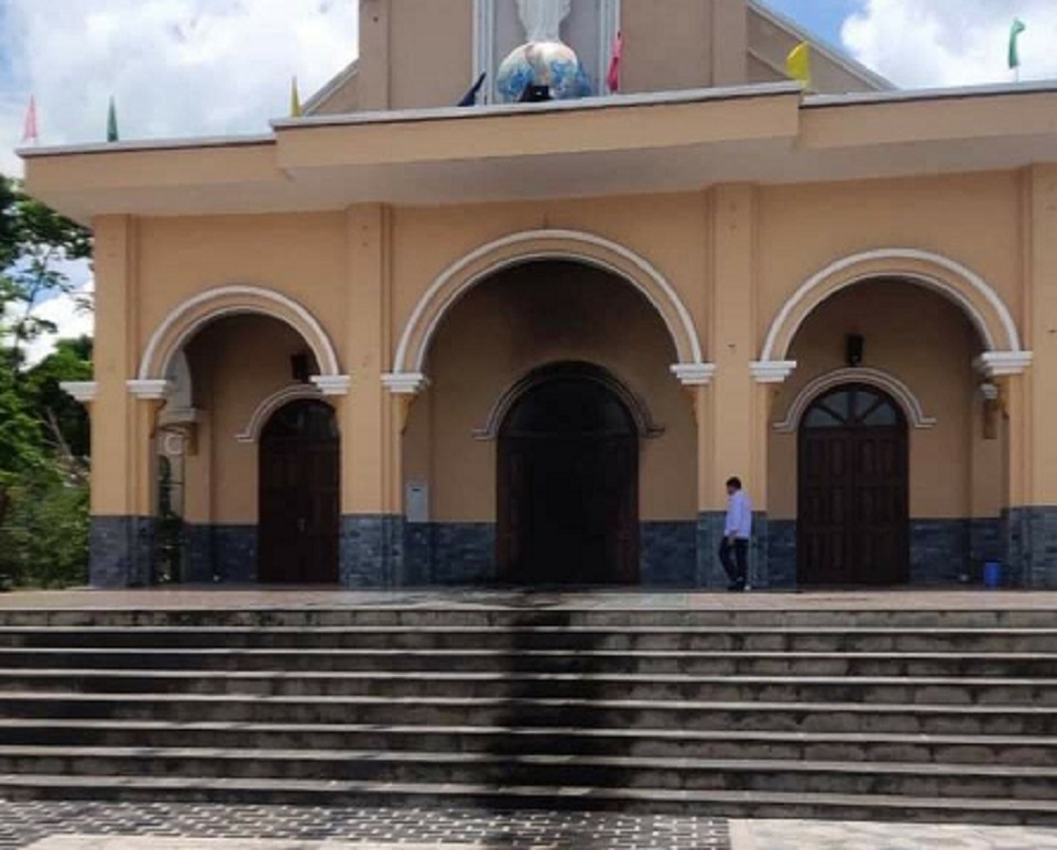 Gia Lai Bắt giữ đối tượng tưới xăng đốt nhà thờ và đâm trọng thương 3 người