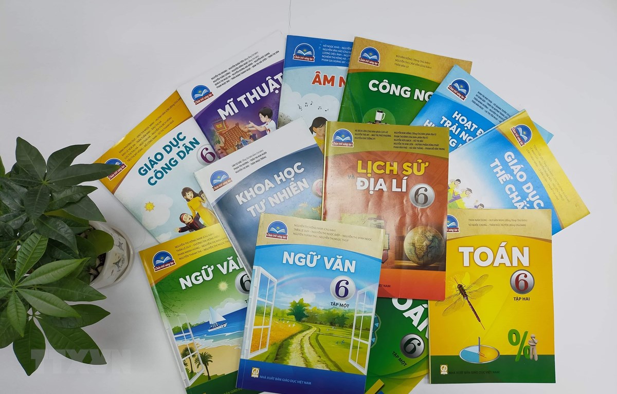 Hà Nội phê duyệt danh mục sách giáo khoa lớp 2, lớp 6