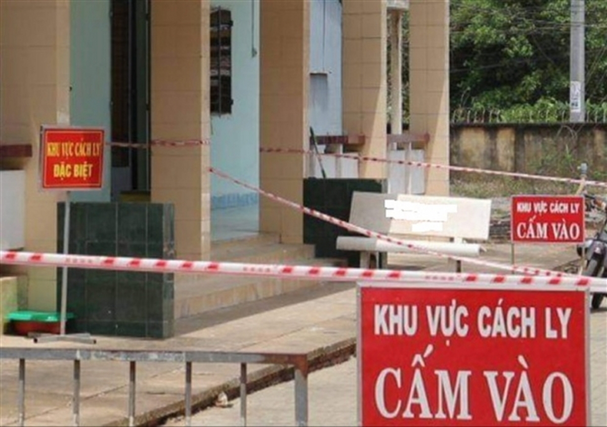 3 ca mắc COVID-19 diễn biến nặng đang điều trị tại Bệnh viện Phổi Đà Nẵng