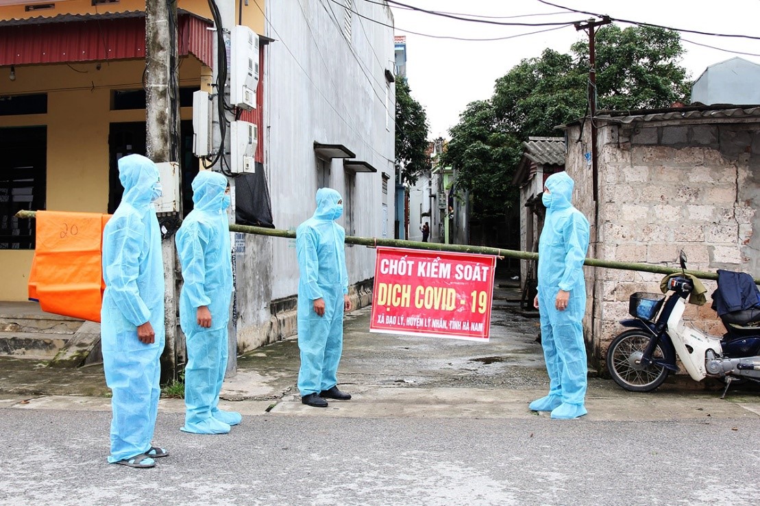 Các trường hợp là F1 của BN2910 có kết quả âm tính lần 1