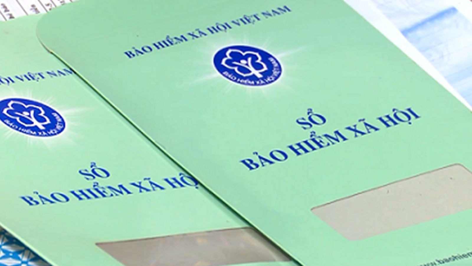 Chi trả gộp lương hưu, trợ cấp BHXH tháng 5-6 để phòng dịch COVID-19