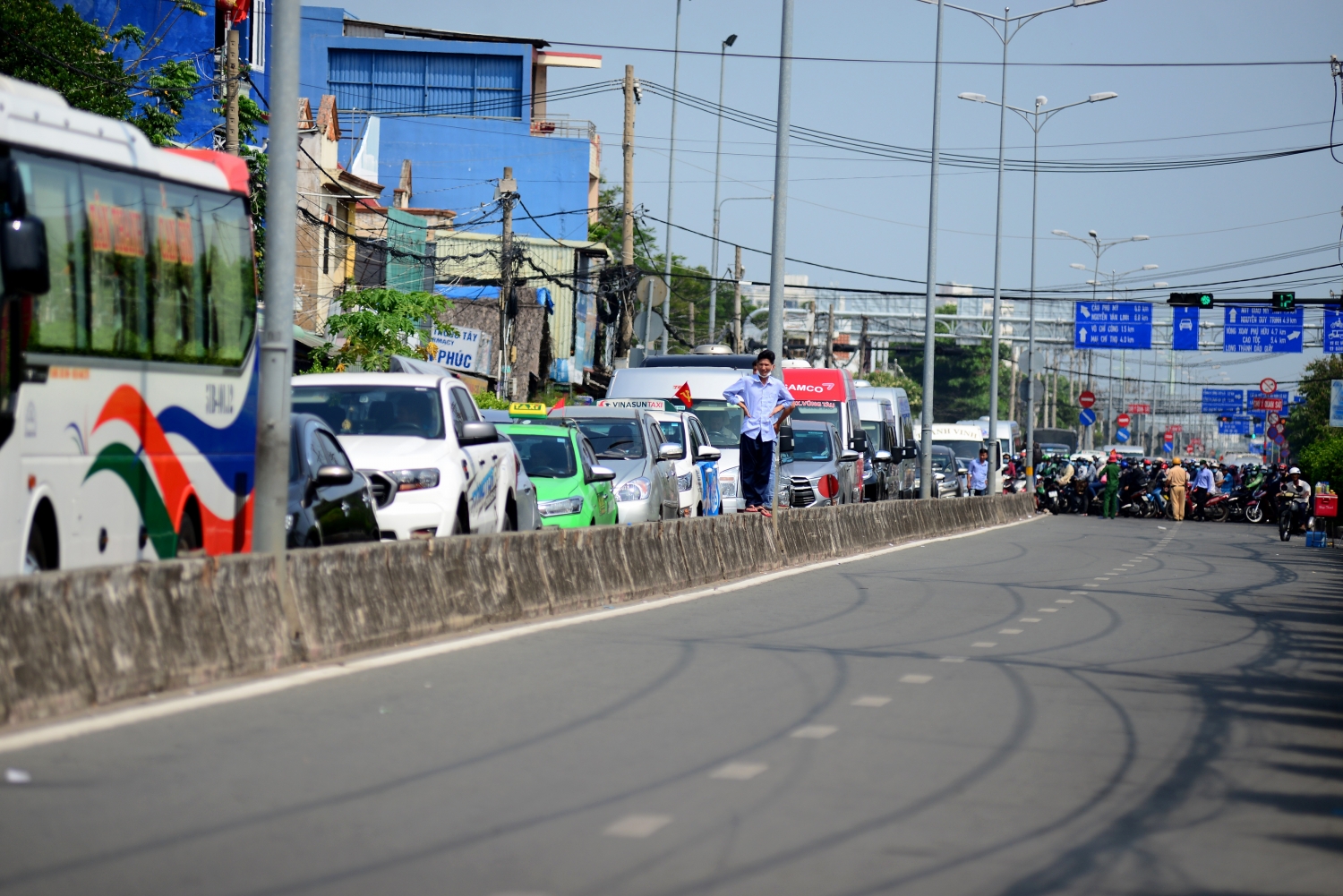 13 người chết do tai nạn giao thông ngày đầu nghỉ lễ 304