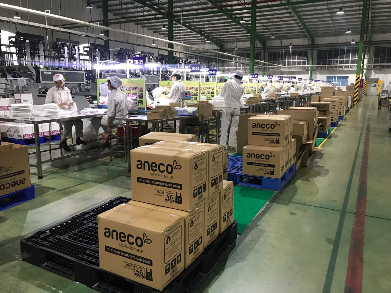 Nhựa An Phát Xanh đăng ký mua gần 13 triệu cổ phần để nâng sở hữu lên hơn 85% tại Nhựa Bao bì An Vinh