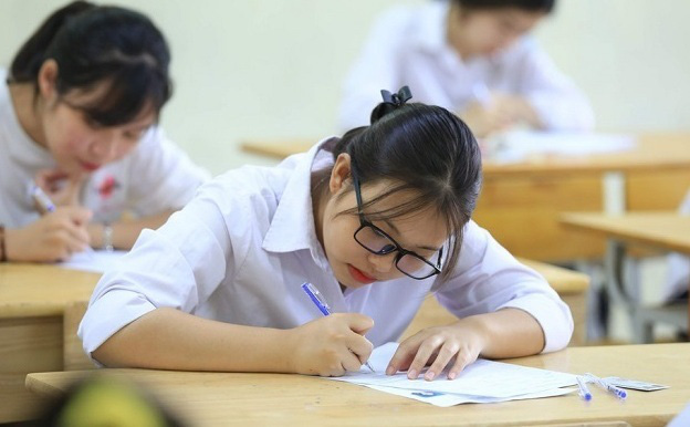 Hà Nội tạm hoãn đợt thi khảo sát với học sinh lớp 12