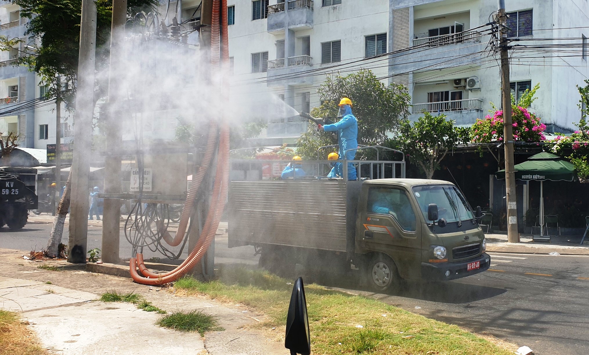 Đà Nẵng giảm 50% người làm việc tại tòa nhà TTHC, cách ly 1 chung cư