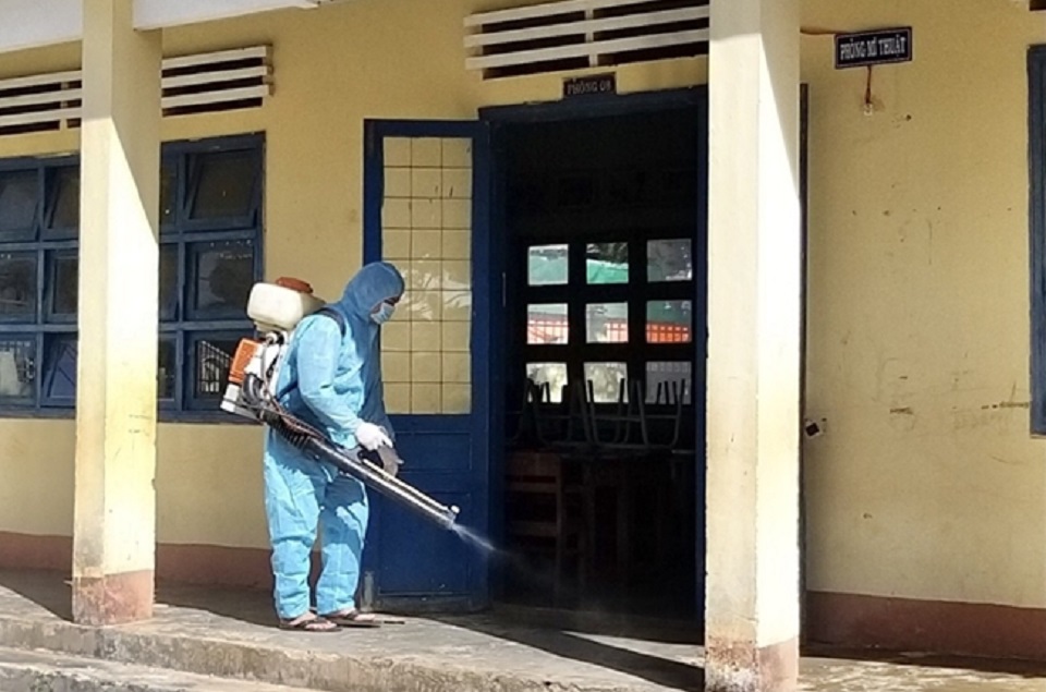 Gia Lai Hai cha con tiếp xúc với F0 có kết quả xét nghiệm âm tính lần 1 với SAR-CoV- 2