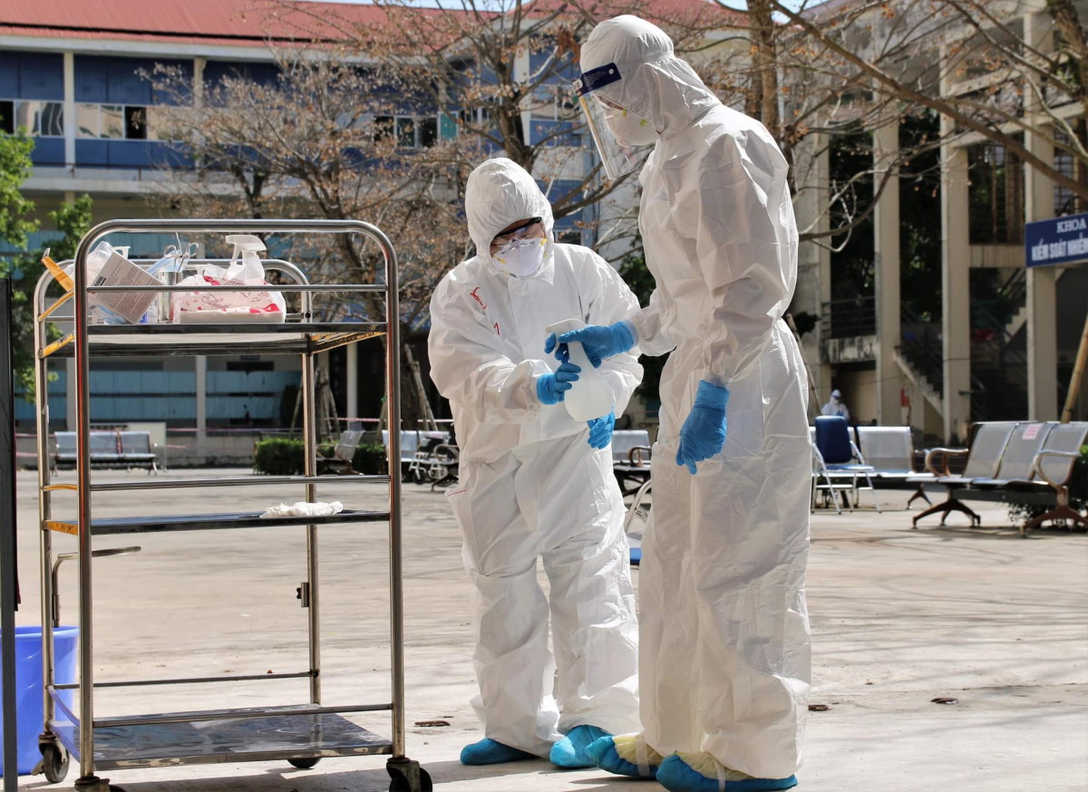 Lịch trình di chuyển của 3 ca mắc COVID-19 mới tại Hà Nội