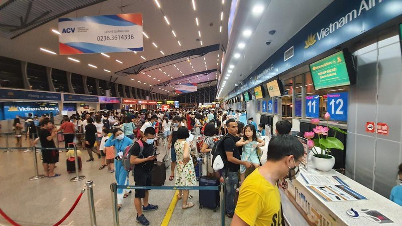 Trước diễn biến phức tạp của dịch Covid-19, nhiều hãng hàng không hỗ trợ đổi vé, hoàn vé do cho khách hàng