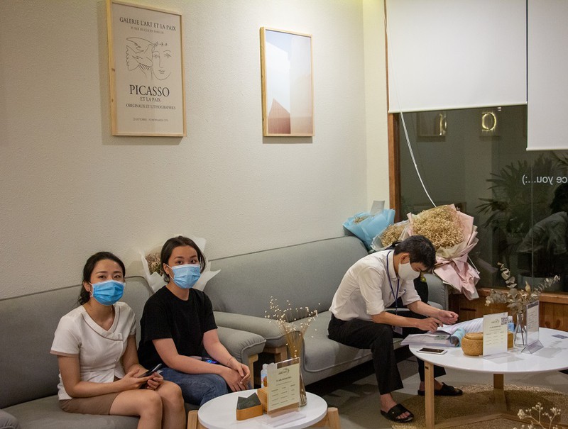 TP.HCM Xử phạt một cơ sở kinh doanh karaoke không thực hiện phòng, chống dịch Covid-19