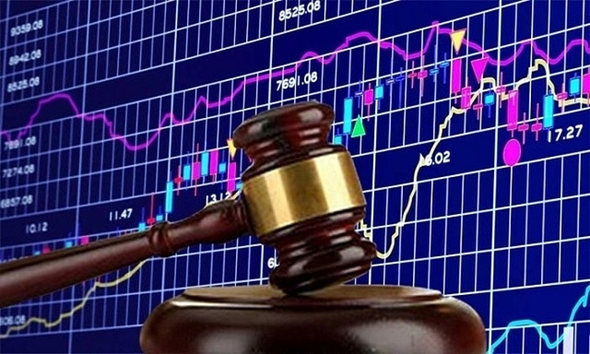 Không nộp báo cáo tài chính kiểm toán, một loạt cổ phiếu đối mặt nguy cơ bị huỷ niêm yết