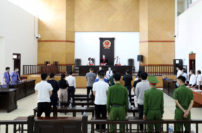 Tòa tuyên phạt Phó Tổng Giám đốc Công ty Nhật Cường 13 năm tù