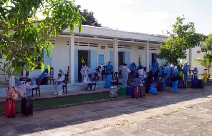 Ninh Thuận 5 người trở về từ vùng dịch được đưa đi cách ly tập trung