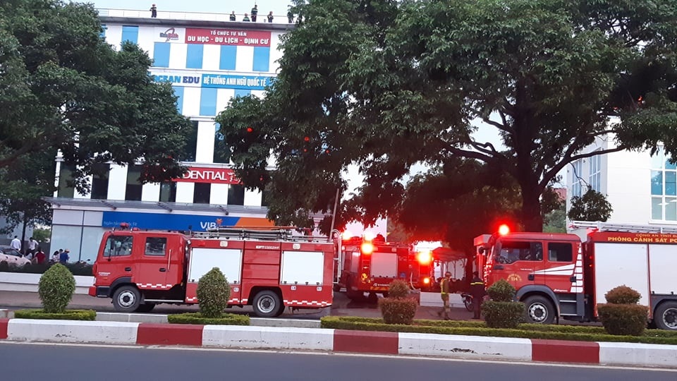 Đắk Lắk Cháy tại tòa nhà ngân hàng, bảo hiểm, trung tâm ngoại ngữ
