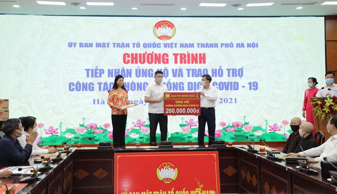 Hà Nội Tiếp nhận 11,37 tỷ đồng ủng hộ công tác phòng, chống dịch COVID-19