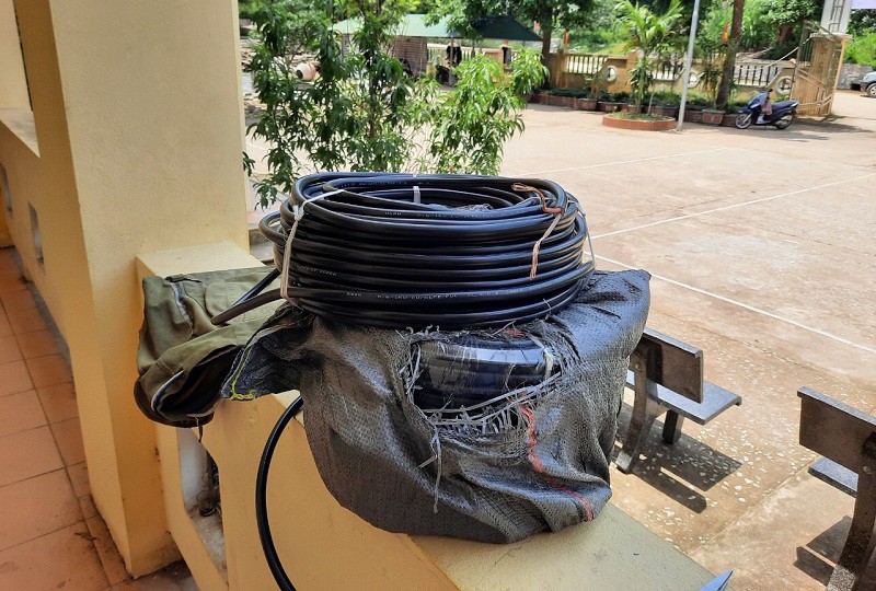 Quảng Bình Bắt đối tượng giả dạng nhân viên điện lực bán hàng kém chất lượng