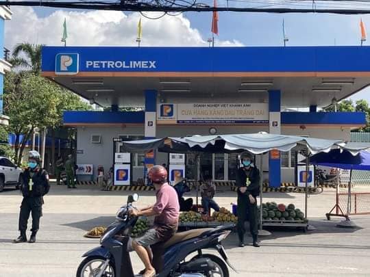 Đồng Nai Bắt đối tượng buôn lậu xăng trong đường dây xăng giả “khủng”