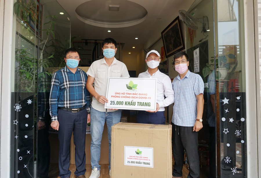 Quỹ Gieo mầm Xanh hạnh phúc ủng hộ vùng dịch Bắc Giang 25.000 khẩu trang y tế