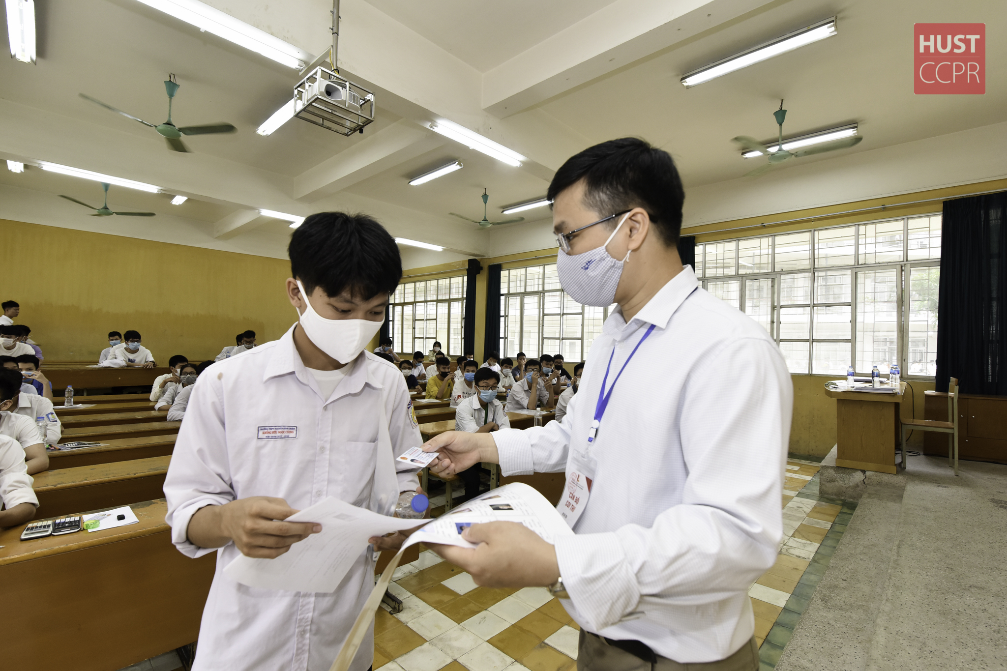 Hà Nội Hơn 10.800 học sinh được miễn thi ngoại ngữ