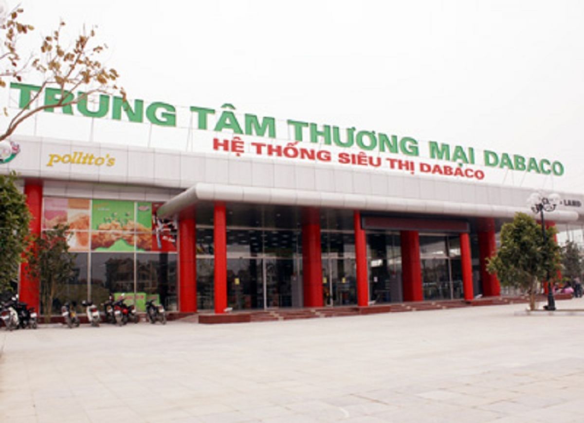 Bà Nguyễn Thị Huệ Minh vừa bán ra 400.000 cổ phiếu DBC
