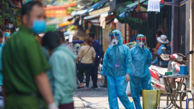 TP.HCM khẩn tìm người đến 3 quán ăn ở hẻm 200 Xóm Chiếu