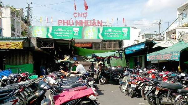 TPHCM Phong tỏa chợ Phú Nhuận vì ca nghi nhiễm COVID-19 từ Đà Nẵng