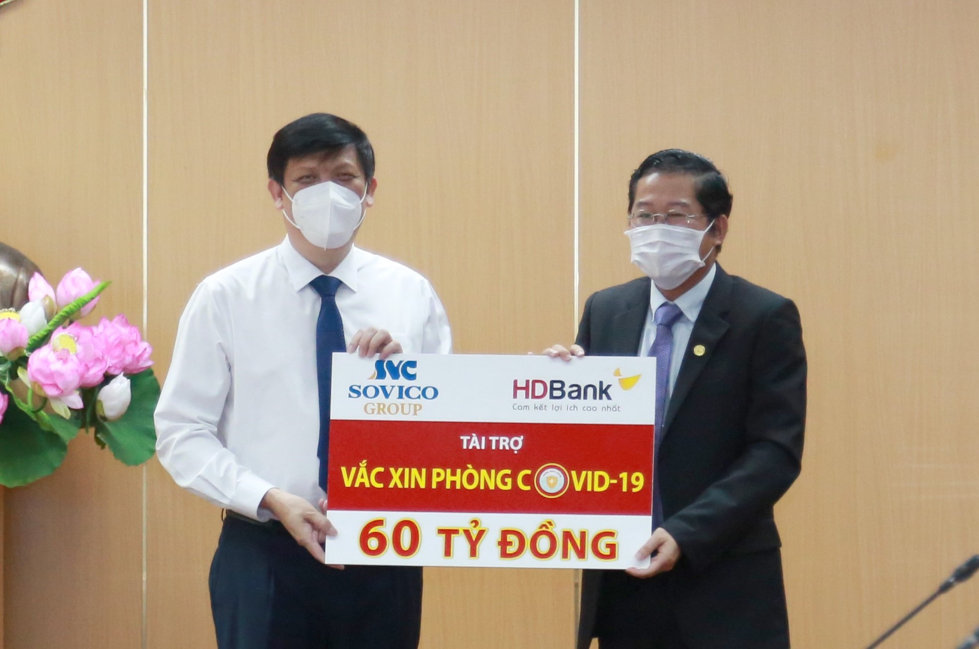 Sovico Group Và HDBank ủng hộ 60 tỷ đồng cho chương trình vaccine phòng ngừa covid-19