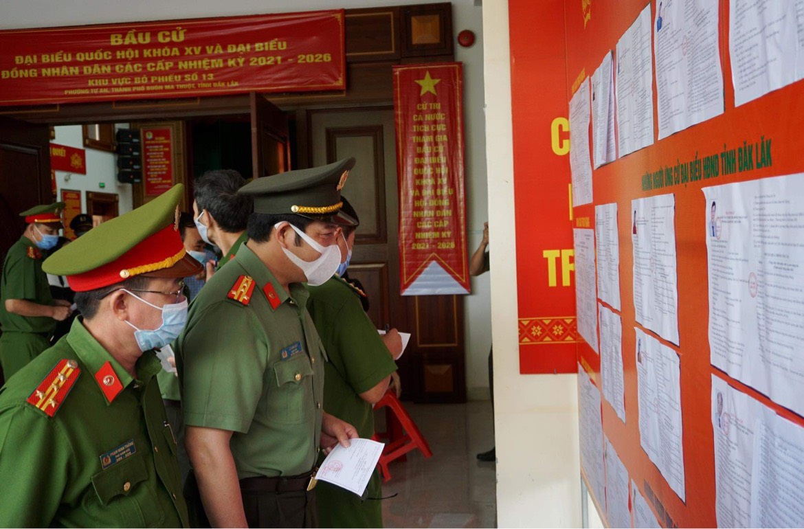 Đắk Lắk Bộ đội Biên phòng, Công an tỉnh nô nức đi bỏ phiếu bầu cử 