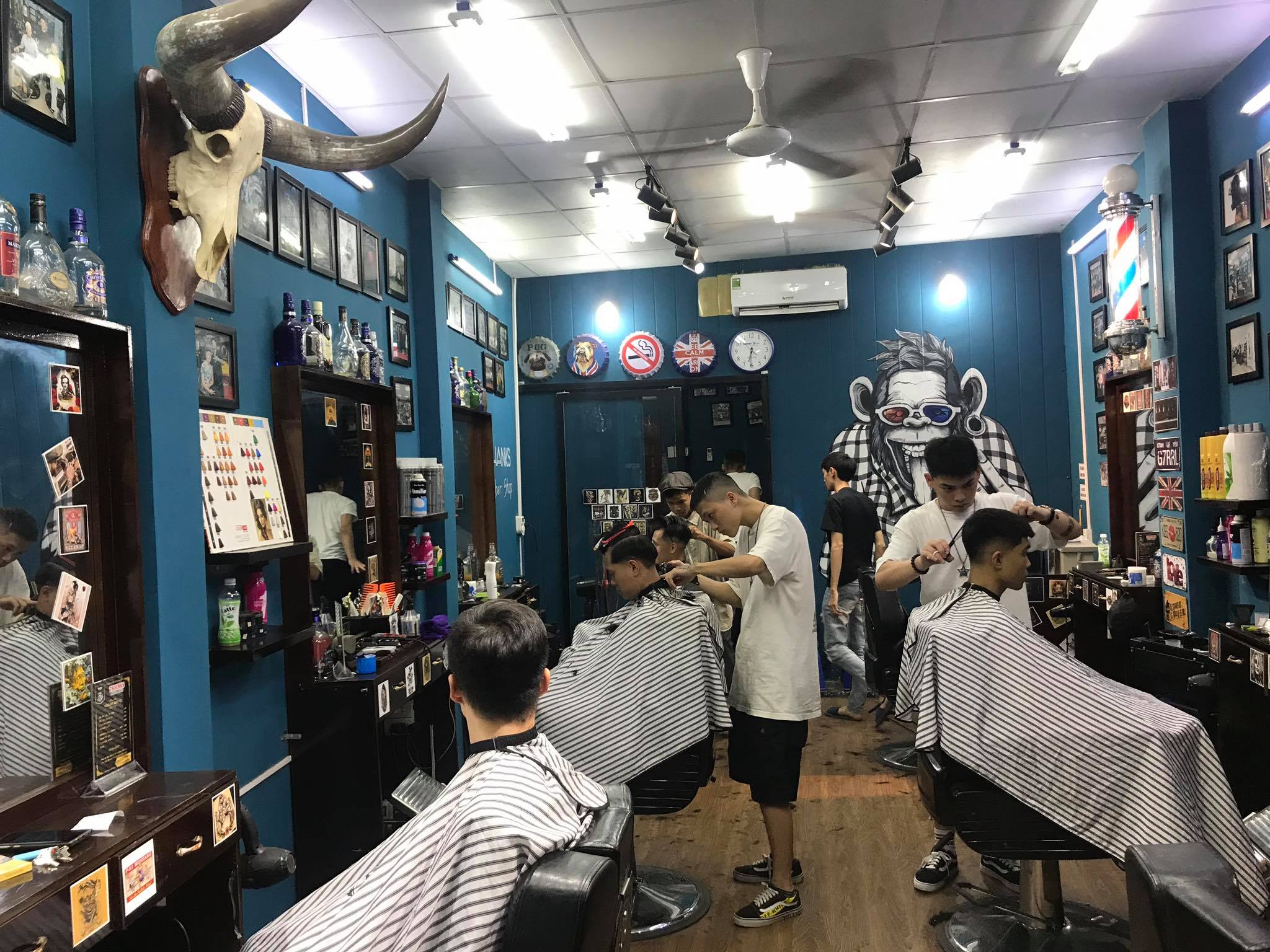 Hà Nội Tạm dừng hoạt động kinh doanh nhà hàng, cắt tóc, gội đầu từ 12h ngày 255