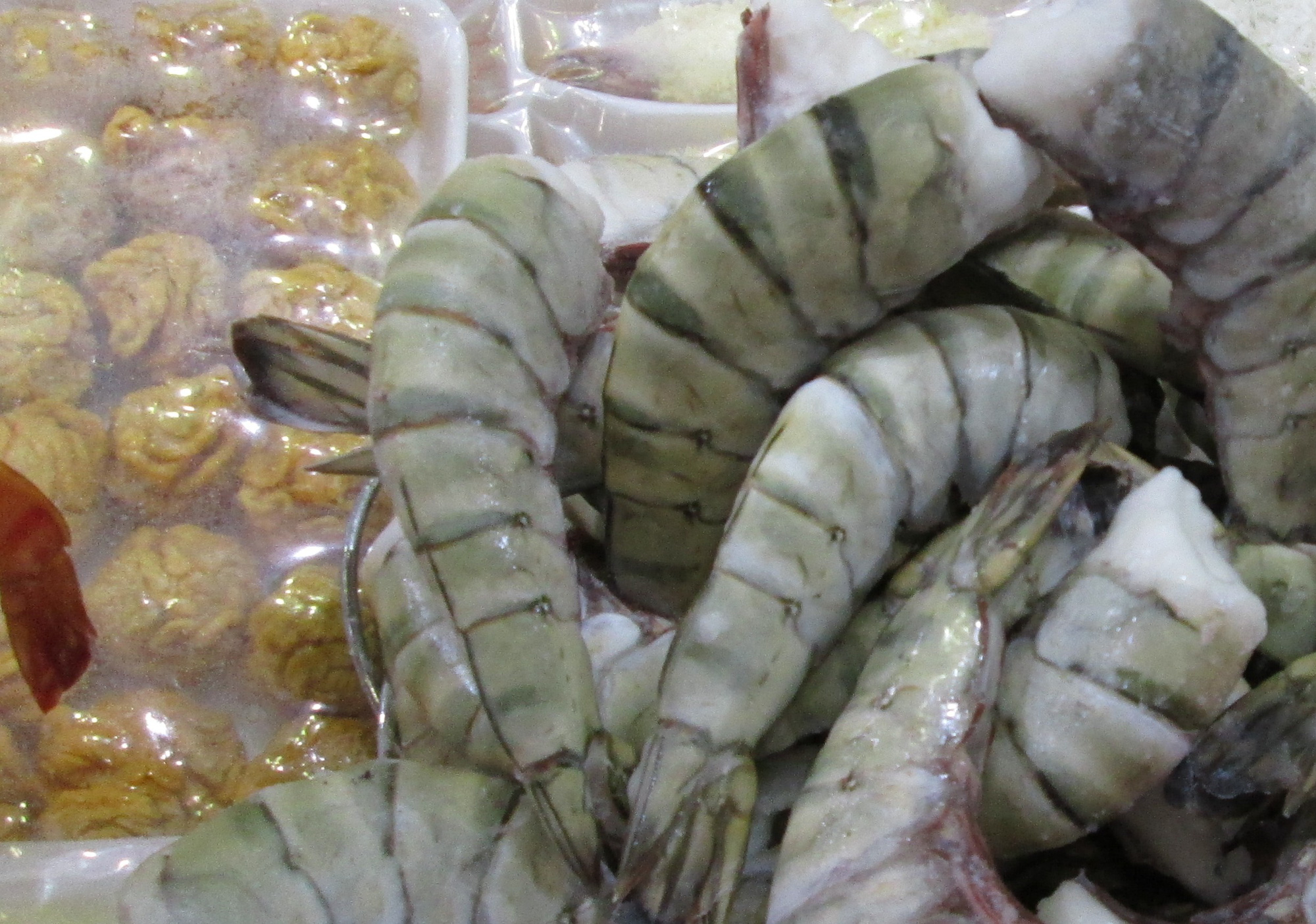 Trung Quốc giảm mạnh lượng tôm nhập khẩu trong tháng 42021