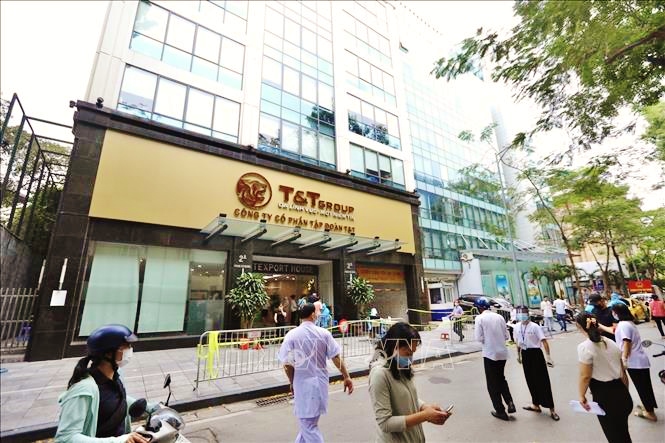 Hà Nội thêm 10 ca nghi mắc COVID-19, 8 người làm ở công ty TT