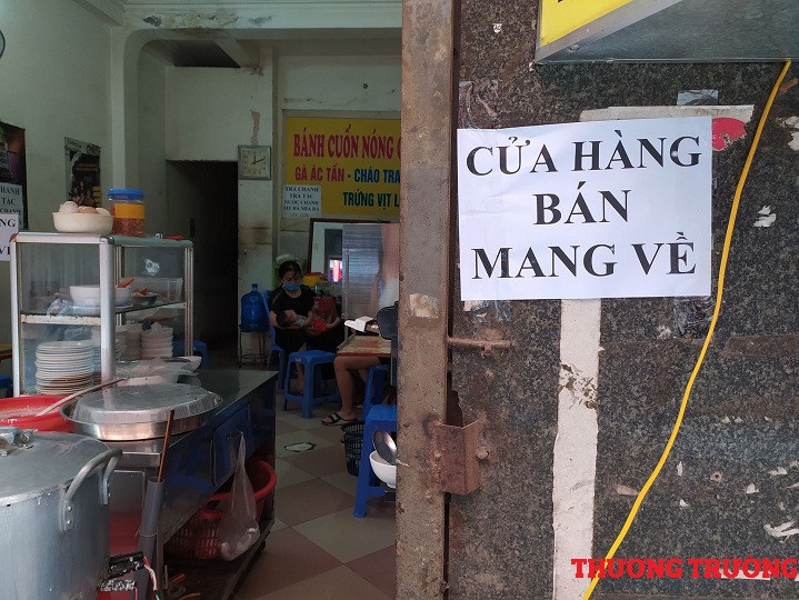 Hà Nội Hàng loạt quán ăn, uống chuyển sang kinh doanh bán hàng mang về