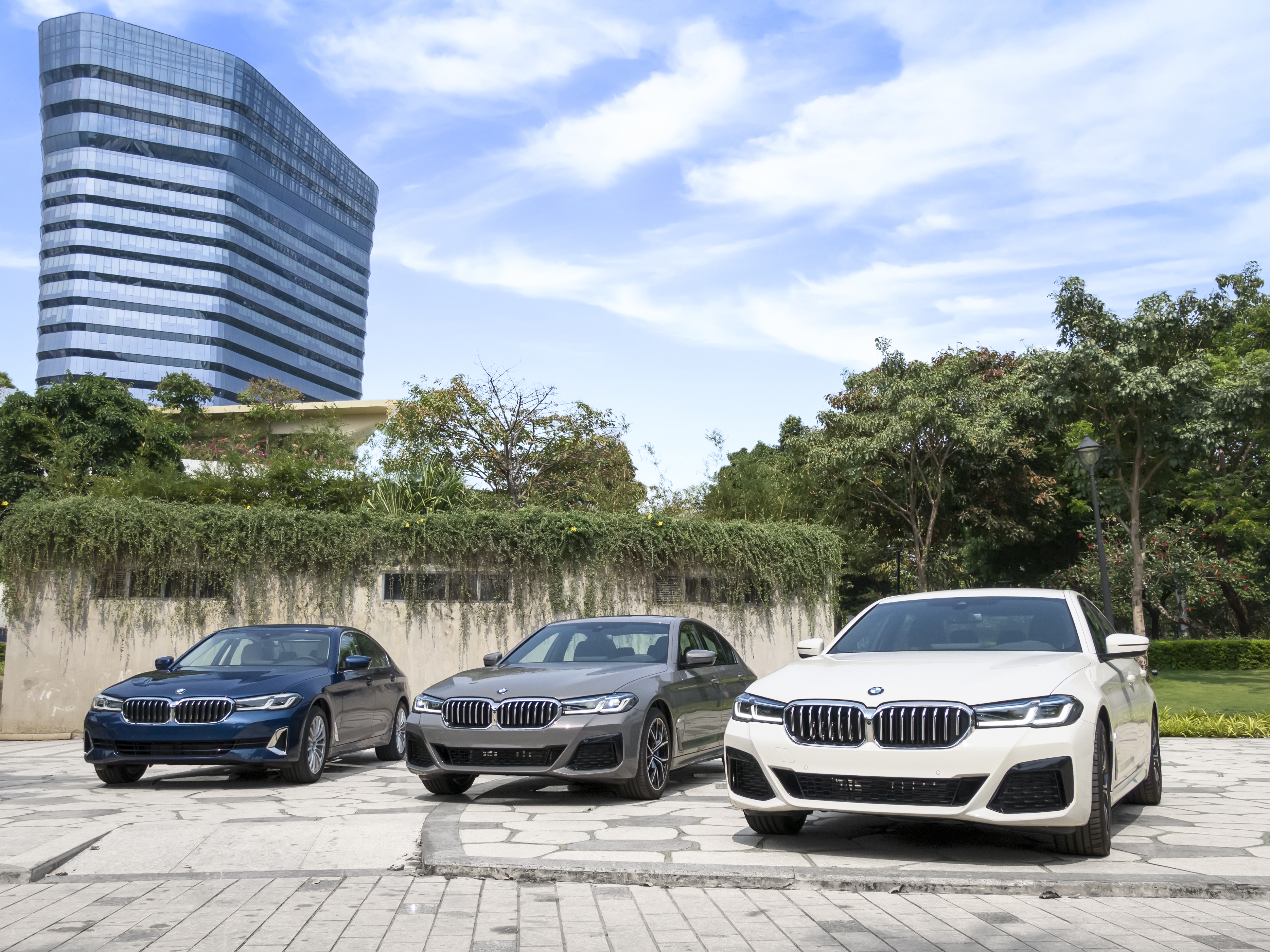 BMW tăng trưởng doanh số trong quý đầu tiên của năm 2021