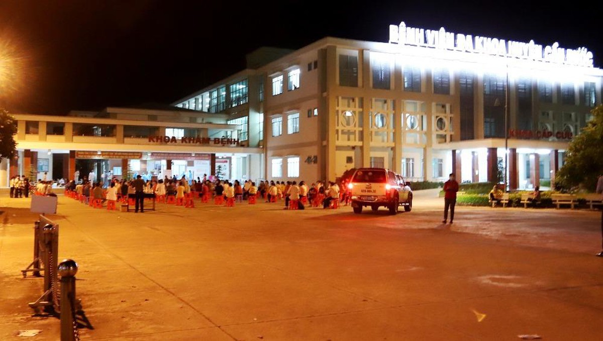 Long An F2 trở thành F0, phong tỏa khẩn cấp 15 hộ dân và Bệnh viện Cần Đước