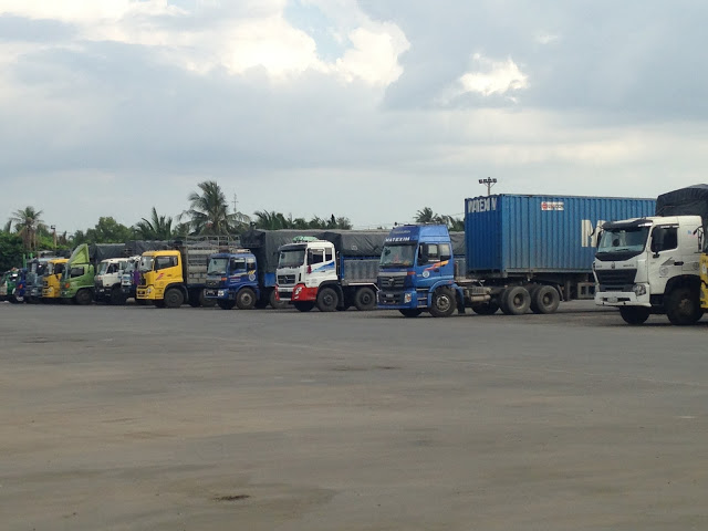 Tạo điều kiện thông quan hàng hoá ở tâm dịch Bắc Giang, Bắc Ninh